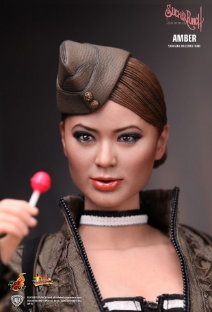 Hot Toys Sucker Punch Amber 1/6TH Scale Figure