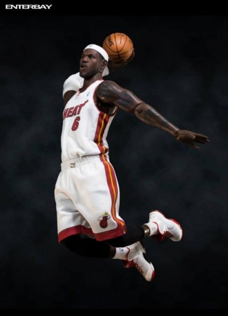 Enterbay NBA Collection LeBron James 1/6TH Scale Figure