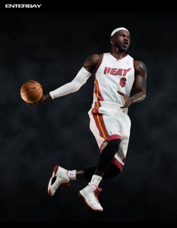 Enterbay NBA Collection LeBron James 1/6TH Scale Figure