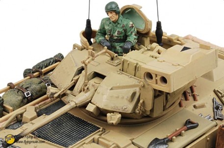 Forces of Valor 80202 1:32 U.S. M3A2 BRADLEY