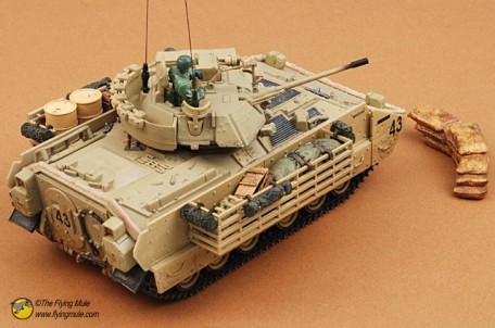 Forces of Valor 80202 1:32 U.S. M3A2 BRADLEY