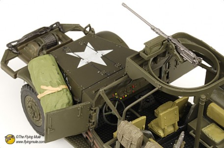 Forces of Valor 81009 1:32 U.S. M3A1 HALF-TRACK Normandy,1944