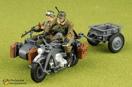 Forces of Valor 82008 1:32 GERMAN ZÜNDAPP KS 750 SIDE CAR