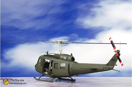 Forces of Valor 84001 1:48 U.S. UH-1D HUEY
