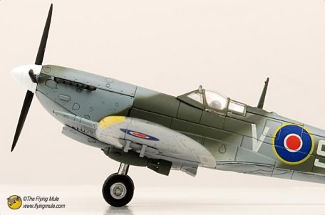 Forces of Valor 85012 1:72 U.K. SPITFIRE MK. IX