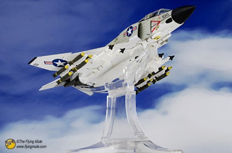 Forces of Valor 85021 1:72 U.S. F-4J PHANTOM II