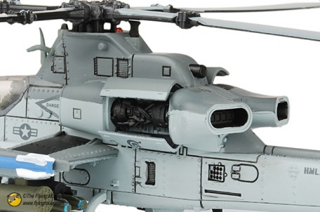 Forces of Valor 85074 1:72 BELL™AH-1Z®VIPER™