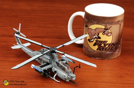 Forces of Valor 85074 1:72 BELL™AH-1Z®VIPER™