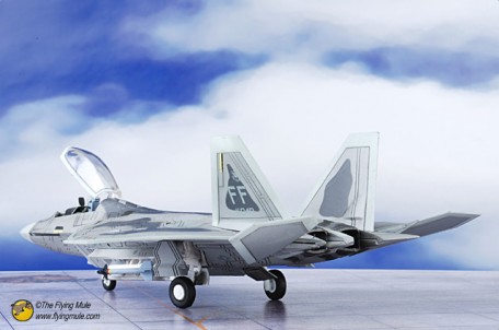 Forces of Valor 85082 1:72 U.S. F22® RAPTOR