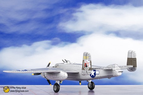 Forces of Valor 85103 1:72 U.S. B-25J MITCHELL