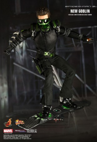 Hot Toys Spider Man 3 New Goblin 1/6TH Scale Figure