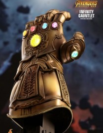 Hot Toys AVENGERS: INFINITY WAR 1/4TH Scale INFINITY GAUNTLET
