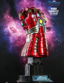 Hot Toys AVENGERS: ENDGAME 1/4 SCALE NANO GAUNTLET HULK VERSION