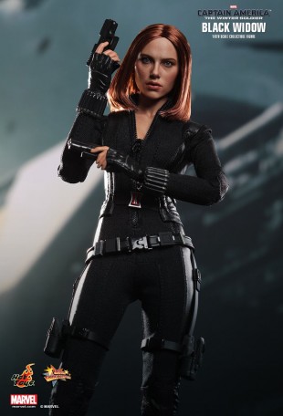 Hot Toys CAPTAIN AMERICA: THE WINTER SOLDIER BLACK WIDOW 1/6TH