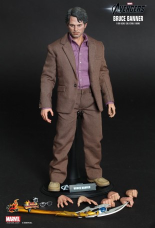 Hot Toys THE AVENGERS BRUCE BANNER 1/6TH Scale Figure
