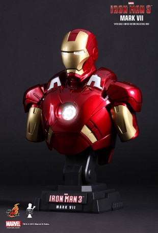 Hot Toys IRON MAN 3 MARK VII 1/4TH SCALE BUST