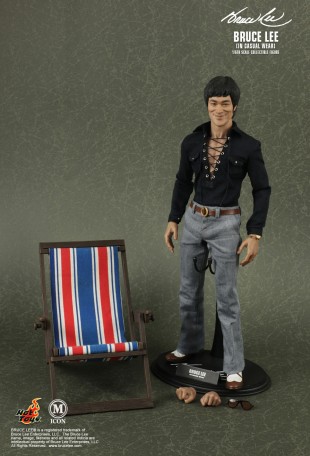 Hot Toys BRUCE LEE (IN CASUAL WEAR) 1/6TH SCALE  FIGURE