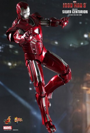 Hot Toys IRON MAN 3 SILVER CENTURION MK33 1/6TH Scale Figure