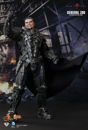 Hot Toys MAN OF STEEL GENERAL ZOD 1/6TH Scale Action Figure