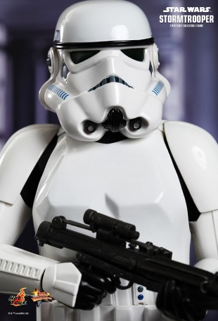 Hot Toys STAR WARS EPISODE IV A NEW HOPE STORMTROOPER 1/6TH Scale Figure