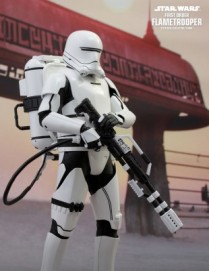 Hot Toys STAR WARS: THE FORCE AWAKENS FIRST ORDER FLAMETROOPER