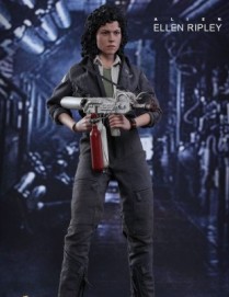 Hot Toys ALIEN ELLEN RIPLEY 1/6TH Scale Figure