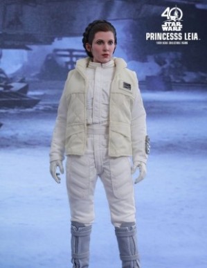 Hot Toys STAR WARS: THE EMPIRE STRIKES BACK PRINCESS LEIA