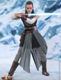 Hot Toys STAR WARS: THE LAST JEDI REY JEDI TRAINING