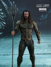 Hot Toys JUSTICE LEAGUE AQUAMAN 1/6TH Scale Figure