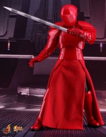 Hot Toys STAR WARS: THE LAST JEDI PRAETORIAN GUARD WITH HEAVY BLADE