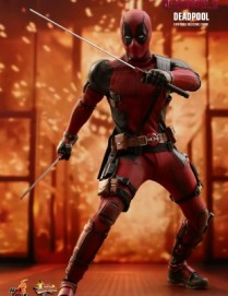 Hot Toys DEADPOOL 2 DEADPOOL 1/6TH Scale Figure