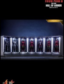 Hot Toys IRON MAN 3 IRON MAN HALL OF ARMOR MINIATURE SET