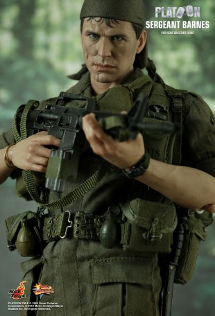 Hot Toys PLATOON SERGEANT BARNES 1/6TH Scale Figure