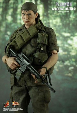 Hot Toys PLATOON SERGEANT BARNES 1/6TH Scale Figure