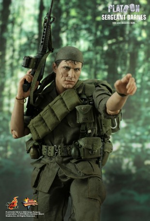 Hot Toys PLATOON SERGEANT BARNES 1/6TH Scale Figure