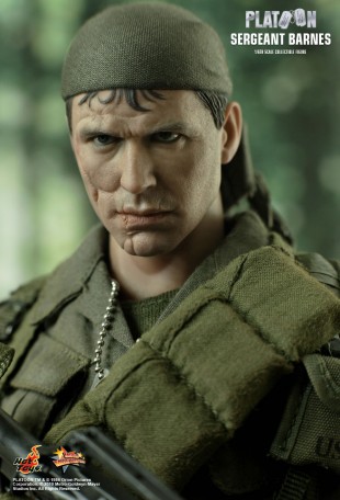 Hot Toys PLATOON SERGEANT BARNES 1/6TH Scale Figure