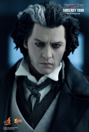 Hot Toys SWEENEY TODD 1/6TH Scale Action Figure