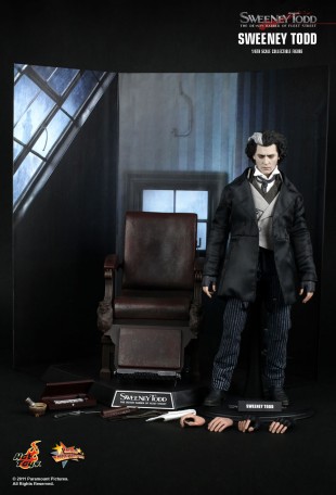 Hot Toys SWEENEY TODD 1/6TH Scale Action Figure