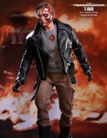 Hot Toys TERMINATOR T-800 BATTLE DAMAGED VERSION 1/6TH FIGURE