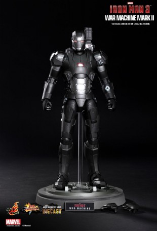 Hot Toys IRON MAN 3 WAR MACHINE MARK II 1/6TH Scale Figure