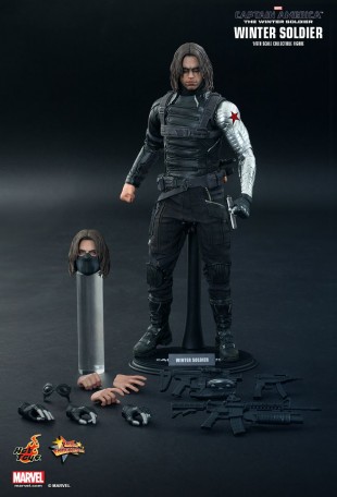 Hot Toys CAPTAIN AMERICA THE WINTER SOLDIER 1/6TH SCALE FIGURE