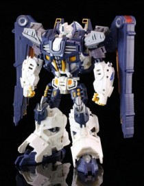 MMC Reformatted R-11 Seraphicus Prominon Core Figure & Power Cradle Set 