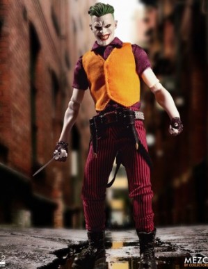Mezco Clown Prince of Crime Joker 1/12TH Scale Figure