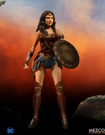 Mezco Wonder Woman Movie 1:12 Collective Action Figure