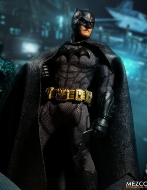 Mezco Batman Sovereign Knight 1:12 Collective Action Figure