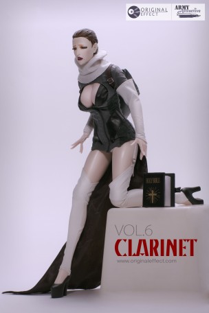 Original Effect Army Attractive Clarinet 1/6TH Scale Female Figure