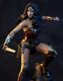 Sideshow Wonder Woman Premium Format Figure