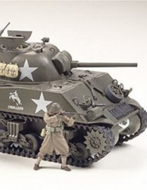Tamiya 35250 1/35 M4A3 Sherman 75mm Tank Model Kit