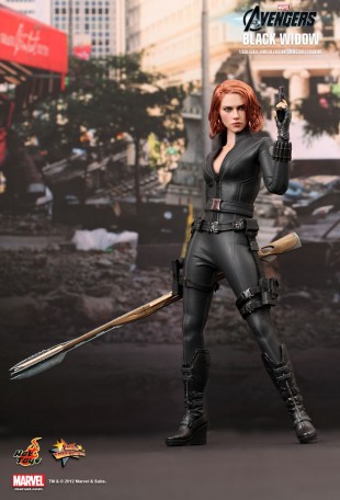 Hot Toys The Avengers Black Widow 1/6th Scale Figure