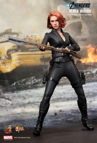 Hot Toys The Avengers Black Widow 1/6th Scale Figure